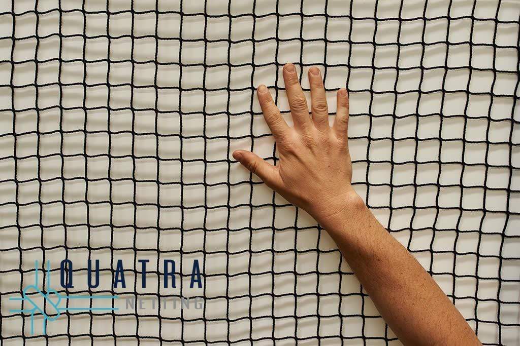 20m x 3m: Knotless Nylon 30mm Sq Net 72Ply / 2mm - Image 3
