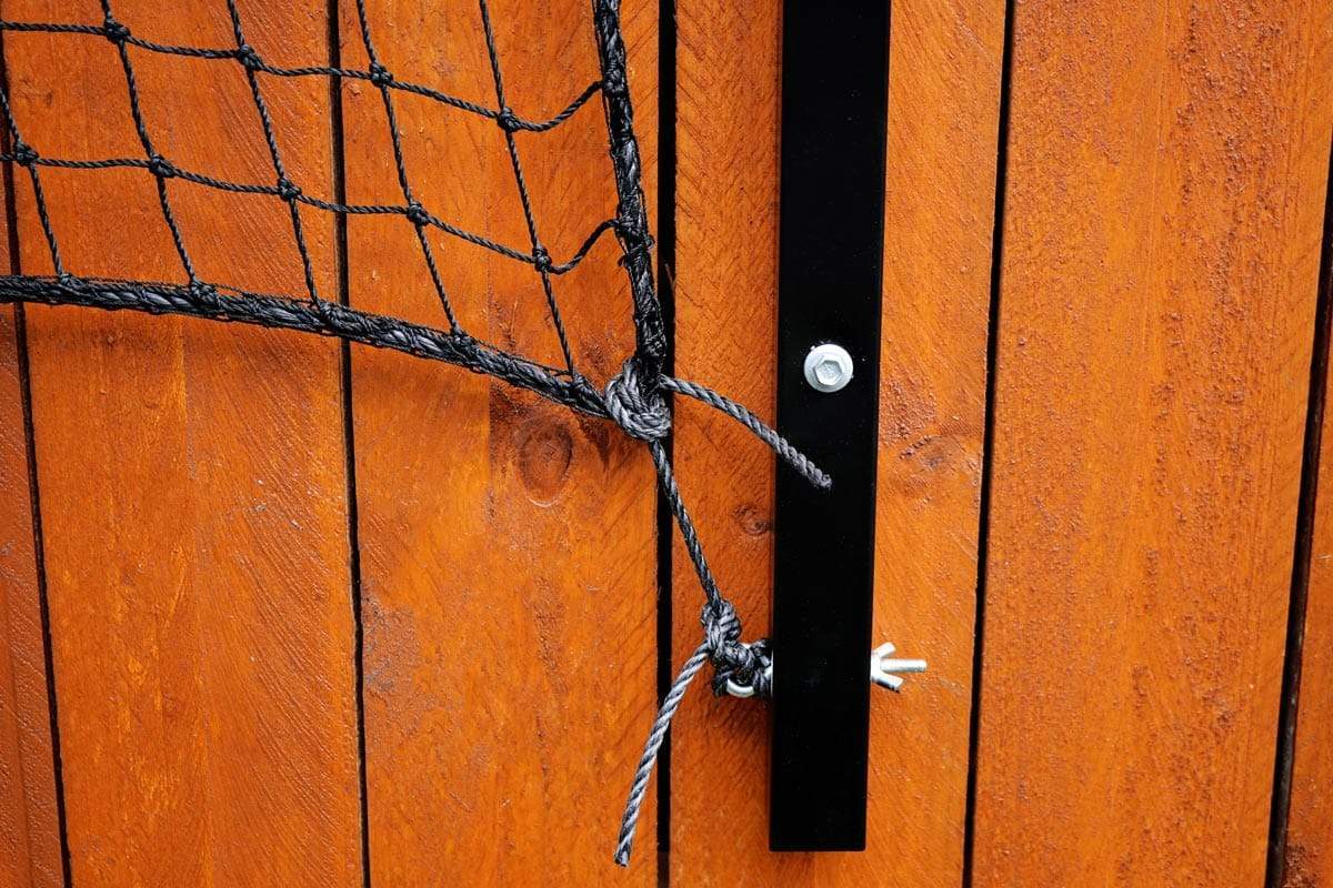 3m Fence Mounted Support Post (Single Post) - Image 12