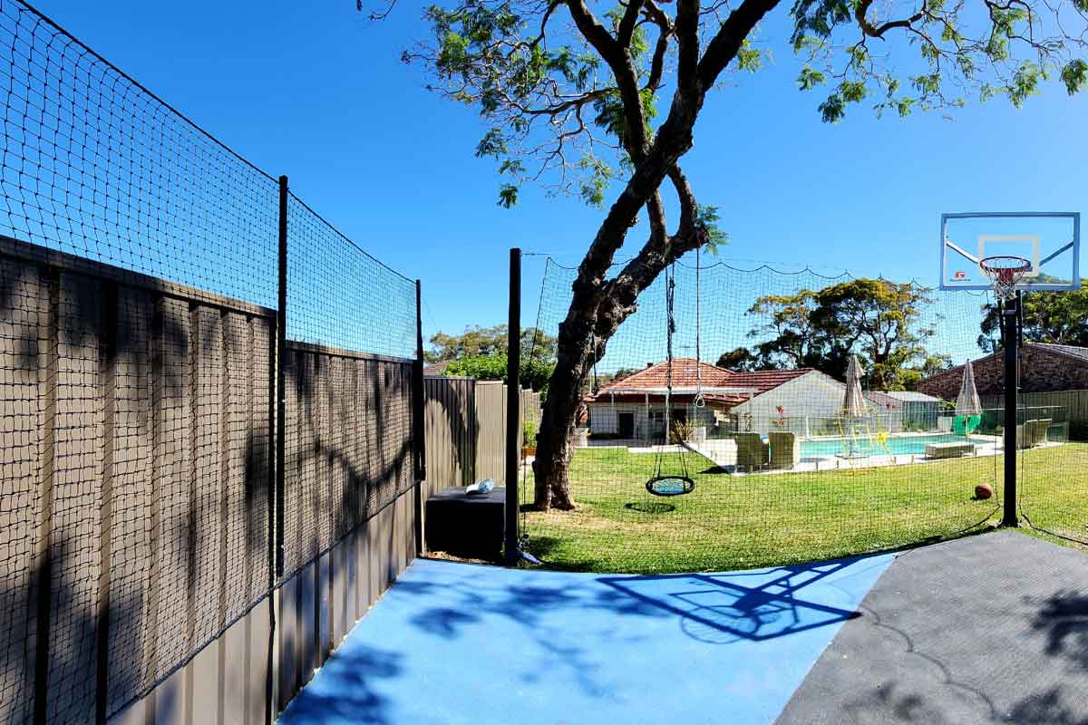 Sports Barrier Netting - 40mm sq with 6mm Rope Border (Multiple Sizes) - Image 4