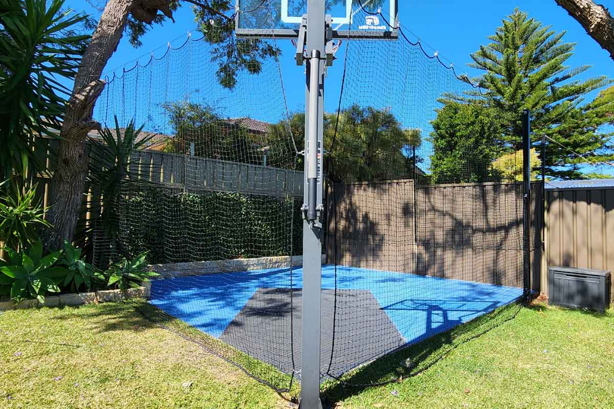 Ball Stop Barrier Nets with 2 Support Posts - 40mm sq - Image 17